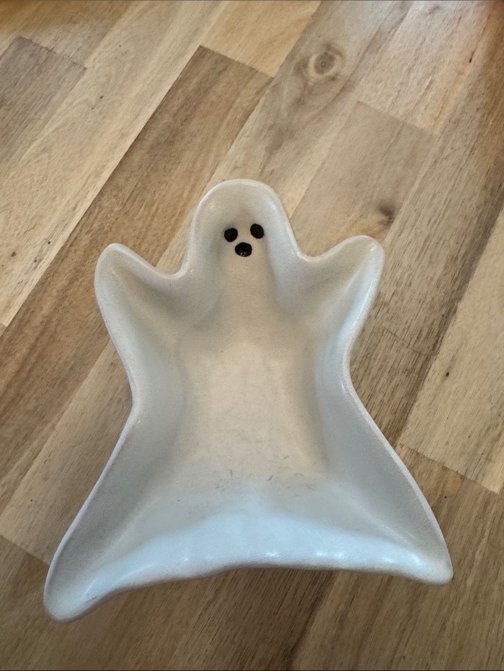 Pottery Barn White Ghost Holiday Decorative Bowl For HALLOWEEN 🎃